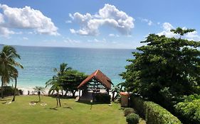 T2 les pieds dans l'eau, vue mer caraibes